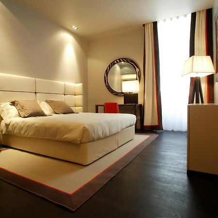 Sina The Gray Hotel Милано Екстериор снимка